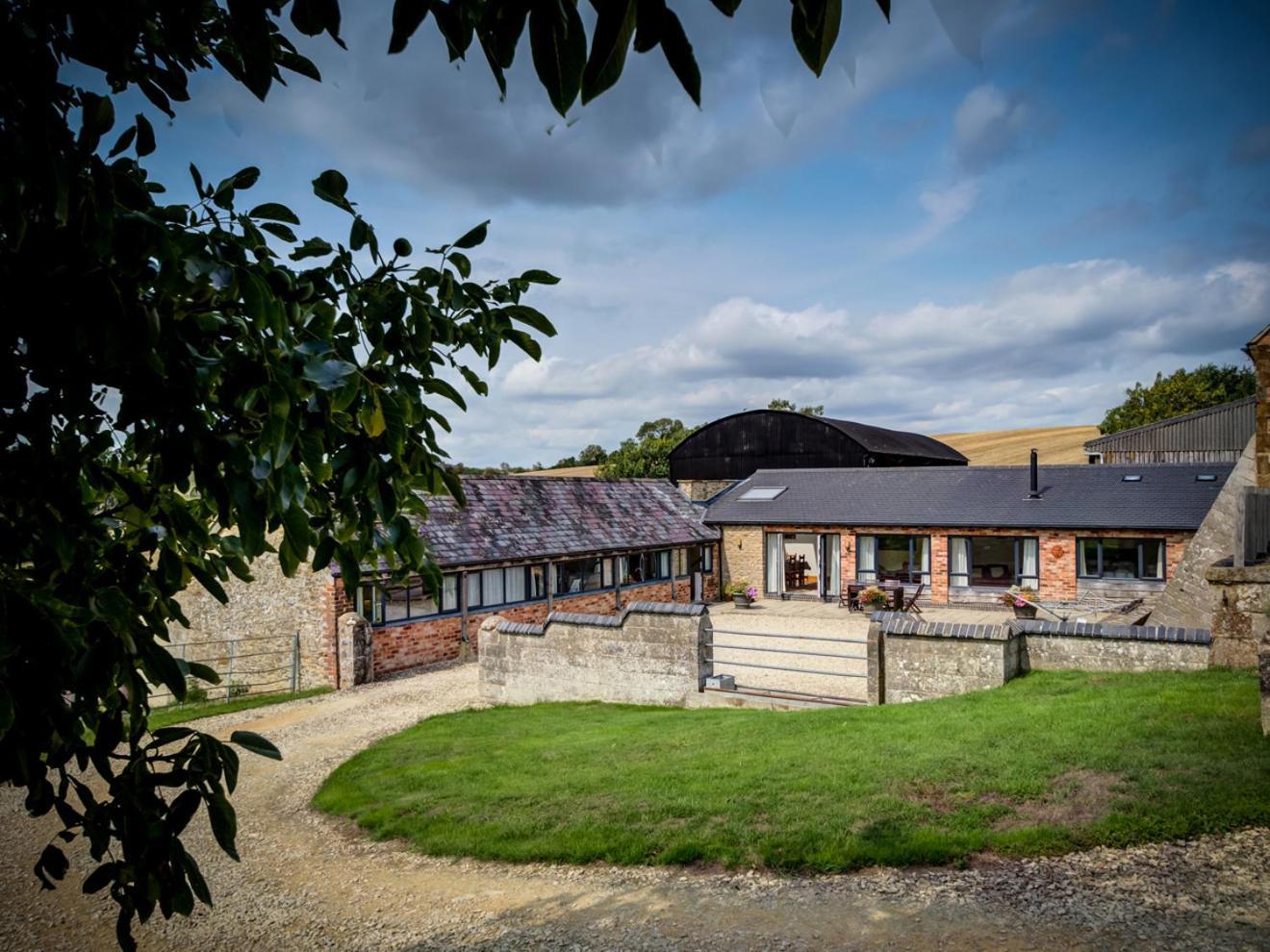 Wytons Piece Vila Cherington Exterior foto